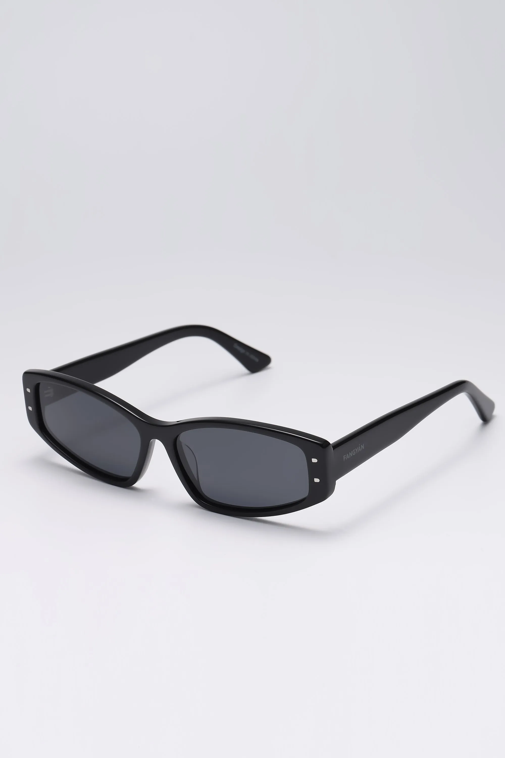 Fangyan | Wraparound Black Acetate Sunglasses